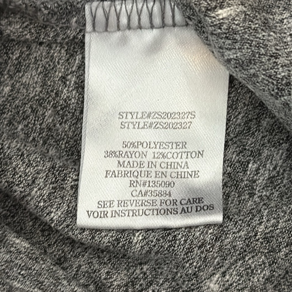 Z Supply L heather gray shorts romper - Picture 6 of 6